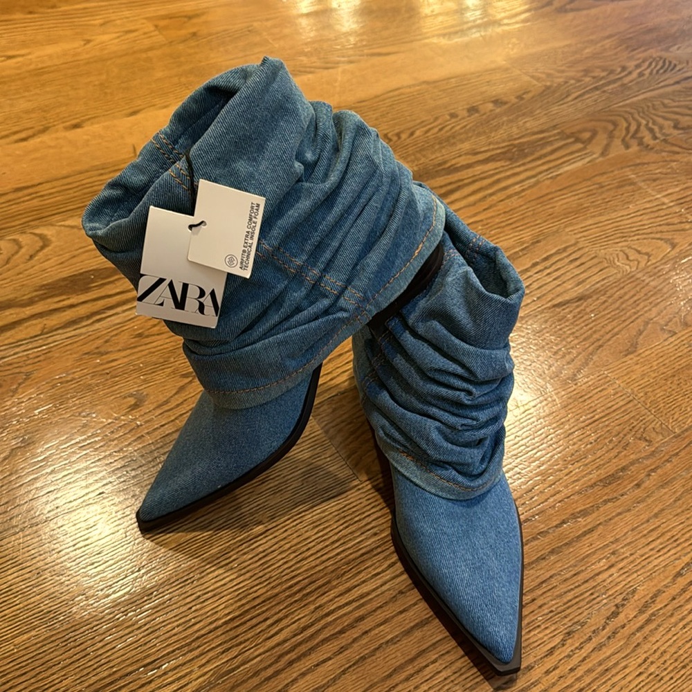 ZARA heeled denim ankle boot. Size 38 BNWT